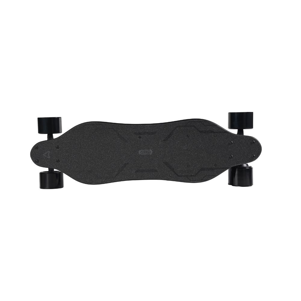 MEEPO Campus skateboard top view highlighting black deck and wheel design.