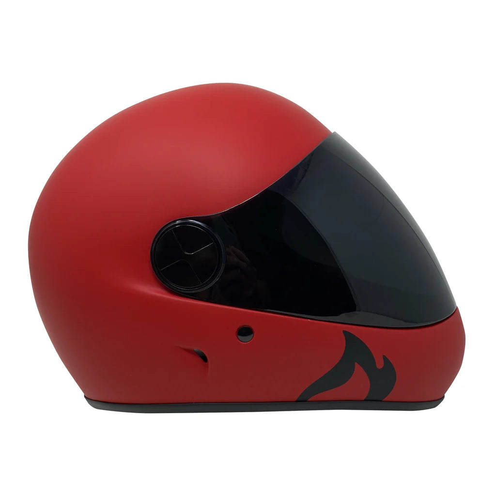 Red DH6-Xe helmet with black visor and flame design