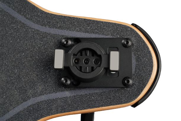 Mounting bracket for Meepo skateboard light with attachment mechanism